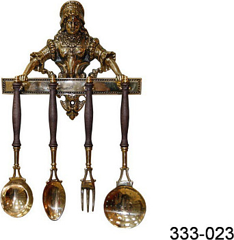 НАБОР СТОЛОВЫХ ПРИНАДЛЕЖНОСТЕЙ ИЗ 4 ШТ. ДЛИНА=35/33/32/33 СМ. НА ДЕРЖАТЕЛЕ 34*30*14 СМ. (333-023)